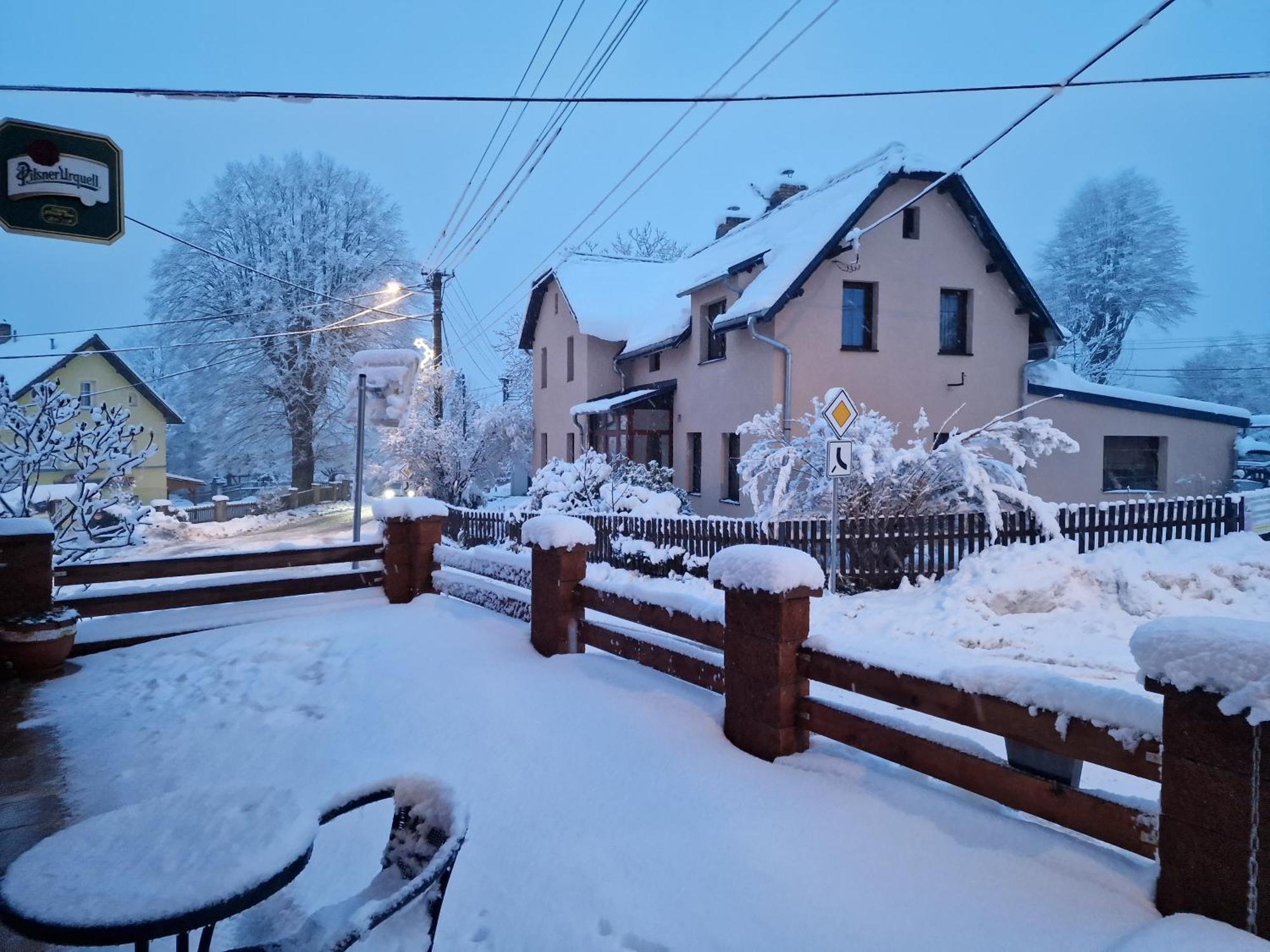 Penzion U Jezevce Hřensko Dış mekan fotoğraf